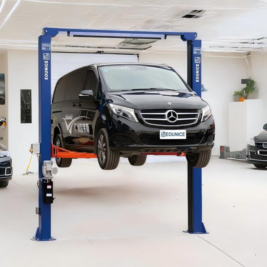 Auto Lift Moving: Equipment & Tips - Smart parking garage solutions