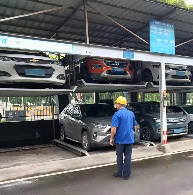 Eounice Two-Floor Lifting and Traversing Parking Equipment 3.6m Height